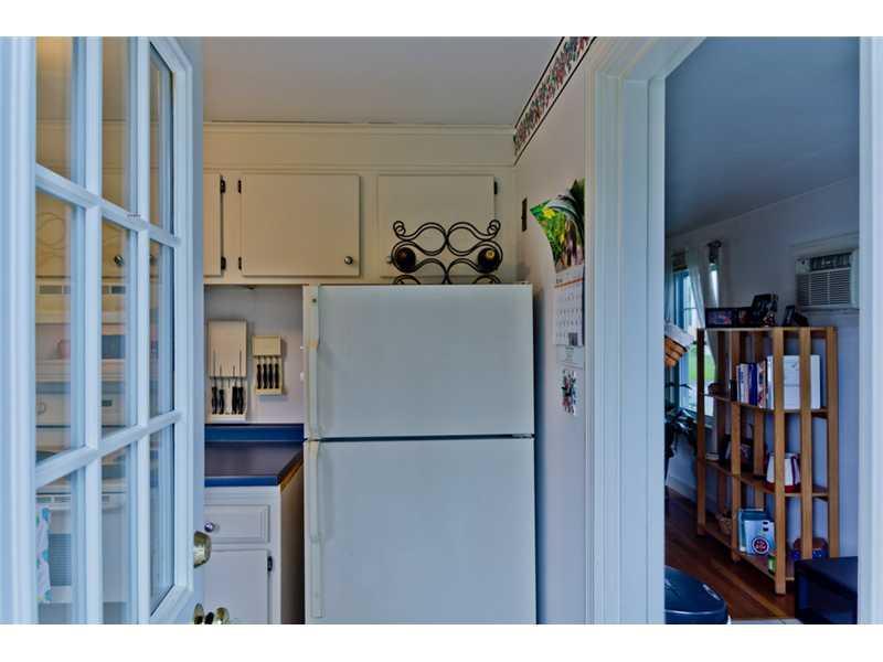 12 Woodmere Road Portland, ME 04103 - Photo 8 of 32 Kitchen.