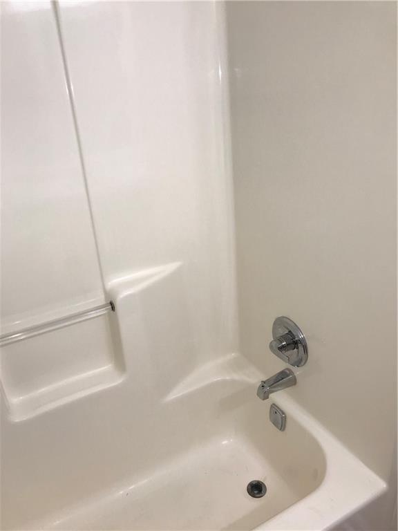 4287 Keats Court Austell, GA 30106 - Photo 9 of 20 a bathroom with a tub