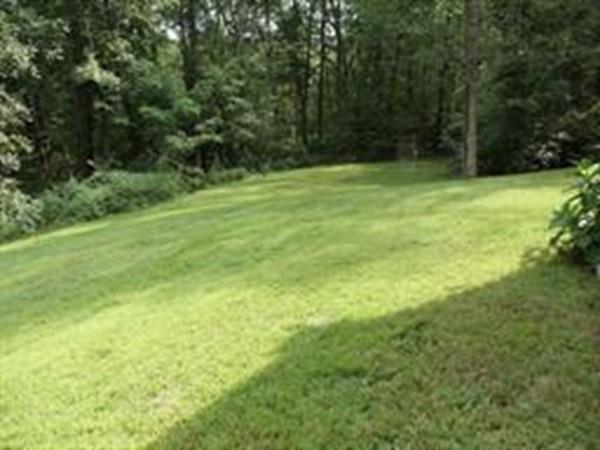 11 Town Farm Road North Brookfield, MA 01535 - Photo 3 of 24 Gallery Image 3