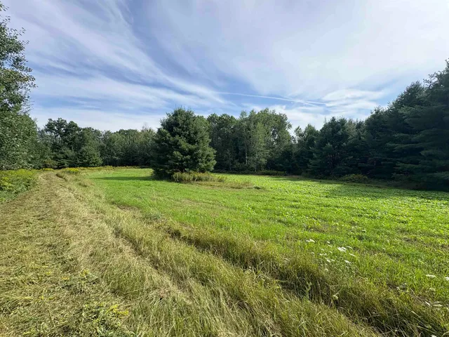 $699,900 | 6386 Kelly Road, Gillett, WI 54124