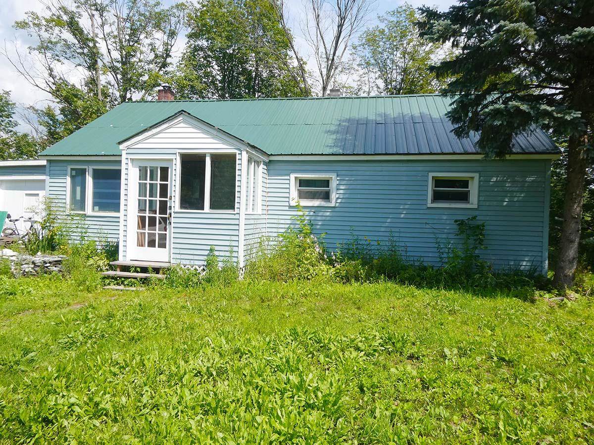 48 Maple Street Brandon, VT 05733 - Photo 1 of 27 Gallery Image 1