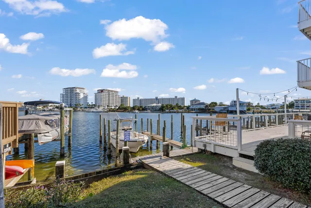 $2,700 | 22 Moreno Point Road, Unit 3, Destin, FL 32541