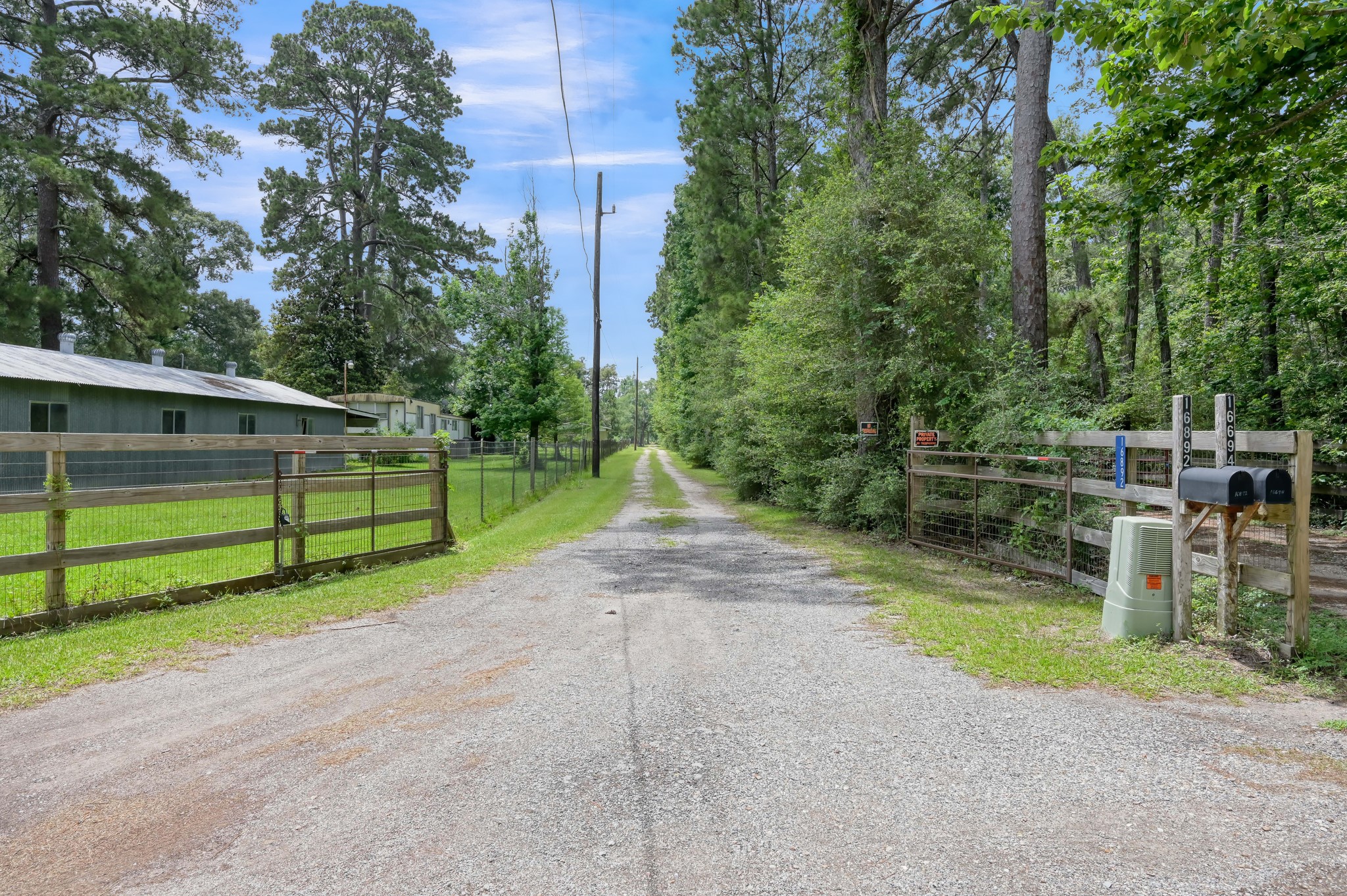 16892 Payne Road Conroe, TX 77302 - Photo 44 of 50 Easement for Access from Payne Road