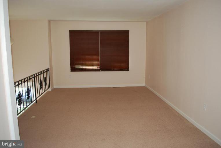 1200 Adams Road Waldorf, MD 20602 - Photo 6 of 18 Living Room