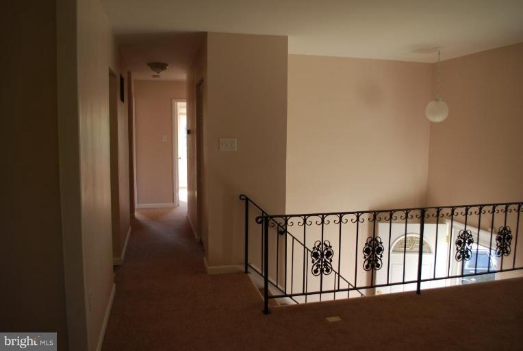 1200 Adams Road Waldorf, MD 20602 - Photo 8 of 18 Hallway