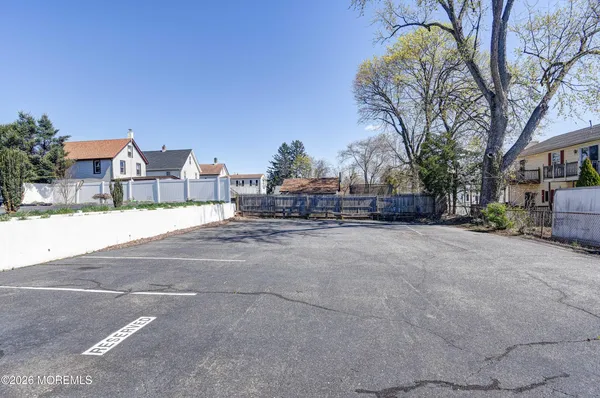 $2,800 | 167-169 North Main Street, Milltown, NJ 08850