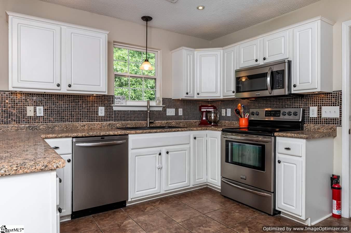 102 Timberjack Street Simpsonville, SC 29680 - Photo 6 of 22 Gallery Image 6