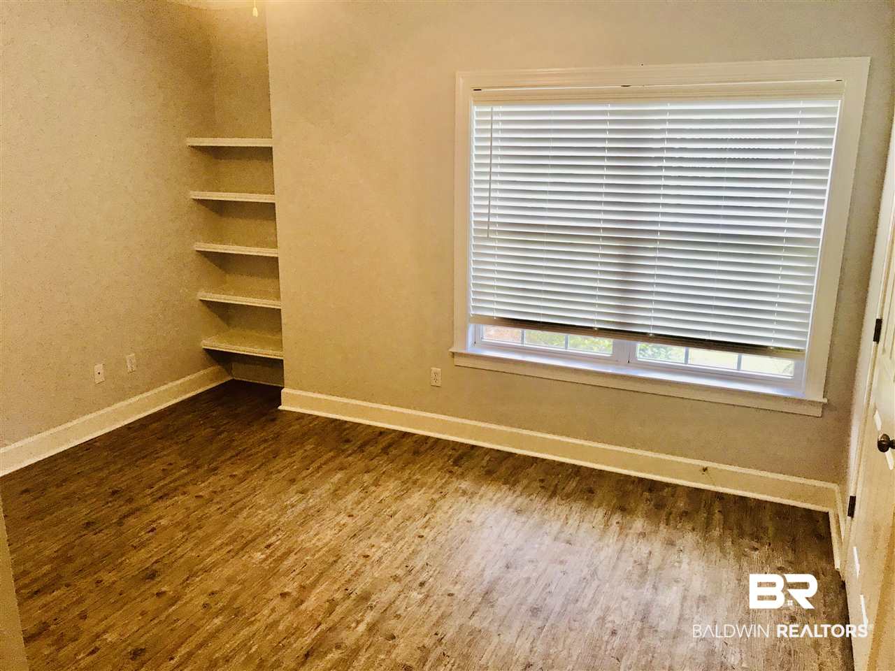 450 Park Avenue, Unit 711 Foley, AL 36535 - Photo 2 of 11 Master Bedroom