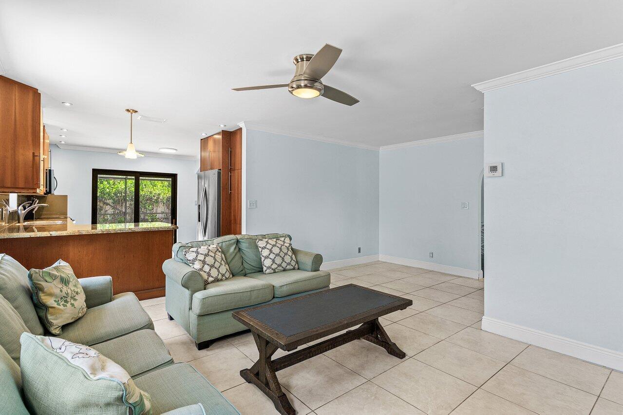7800 Texas Trail Boca Raton, FL 33487 - Photo 14 of 33 a living room with furniture and a window