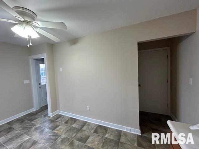 1156 North Indiana Avenue Springfield, IL 62702 - Photo 8 of 15