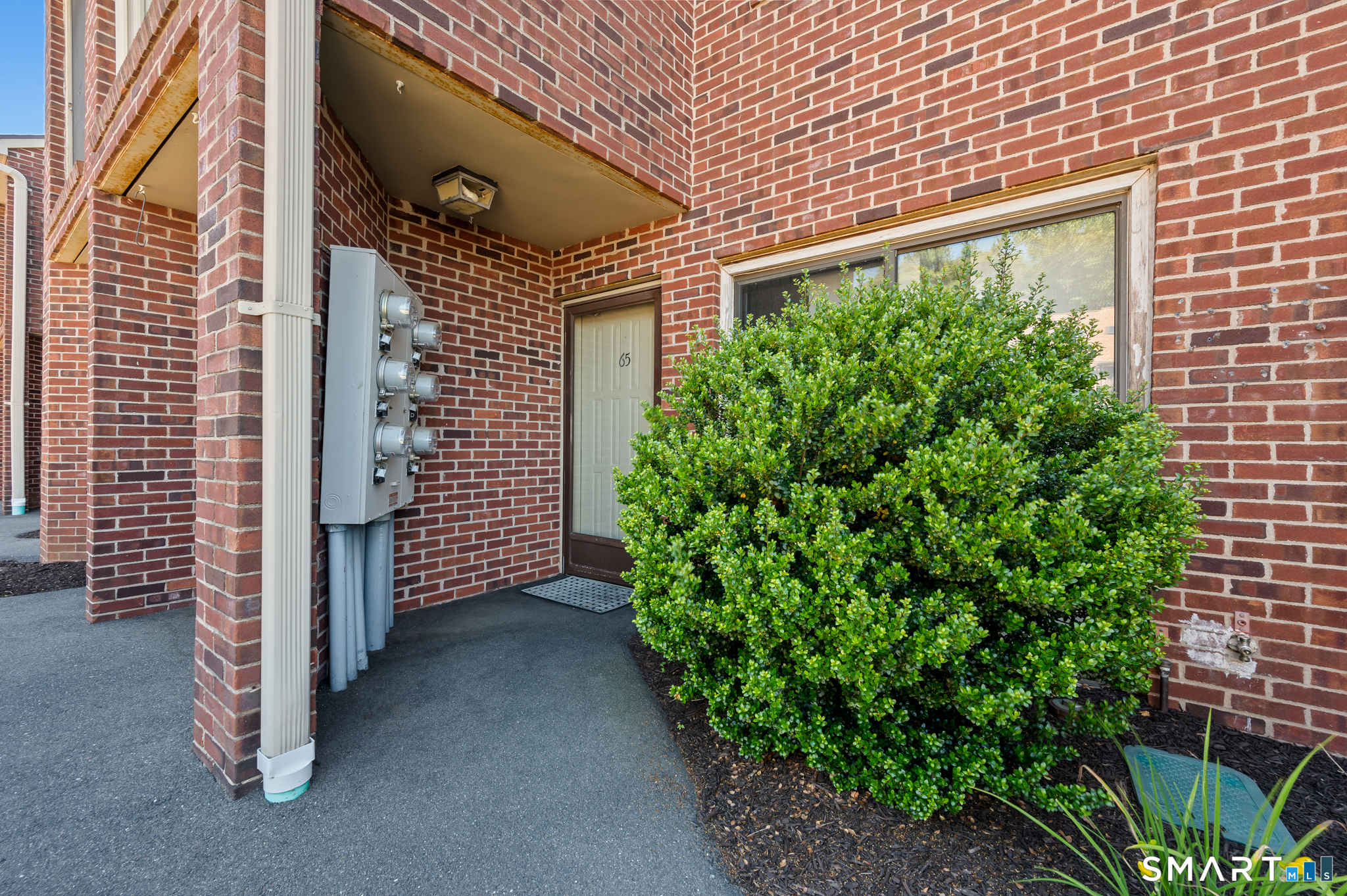 279 Redstone Hill Road, Unit 65 Bristol, CT 06010 - Photo 17 of 18
