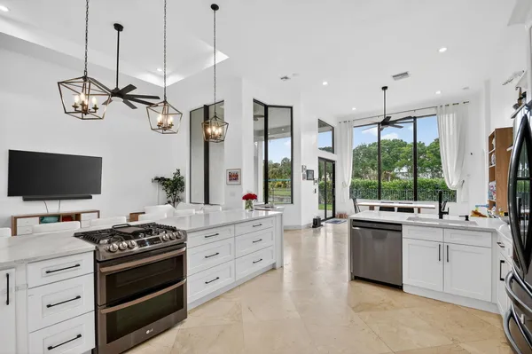 $8,500 | 10337 Trianon Place, Wellington, FL 33449