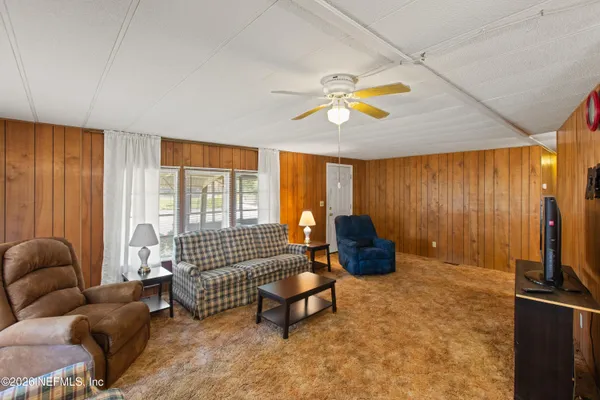 $129,000 | 18013 Northeast 135th Avenue, Waldo, FL 32694