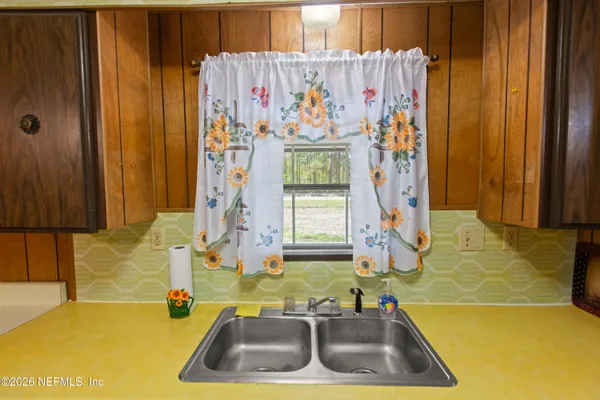 $129,000 | 18013 Northeast 135th Avenue, Waldo, FL 32694
