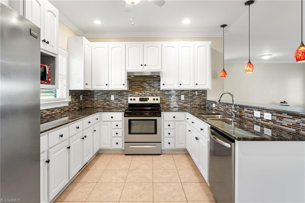 1276 Franklin Moore Road Madison, NC 27025 - Photo 6 of 39 Gallery Image 6