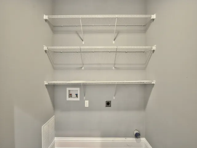 $2,300 | 114 Carousel Circle, Crawfordville, FL 32327