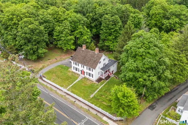 $690,000 | 169 Whisconier Road, Brookfield, CT 06804