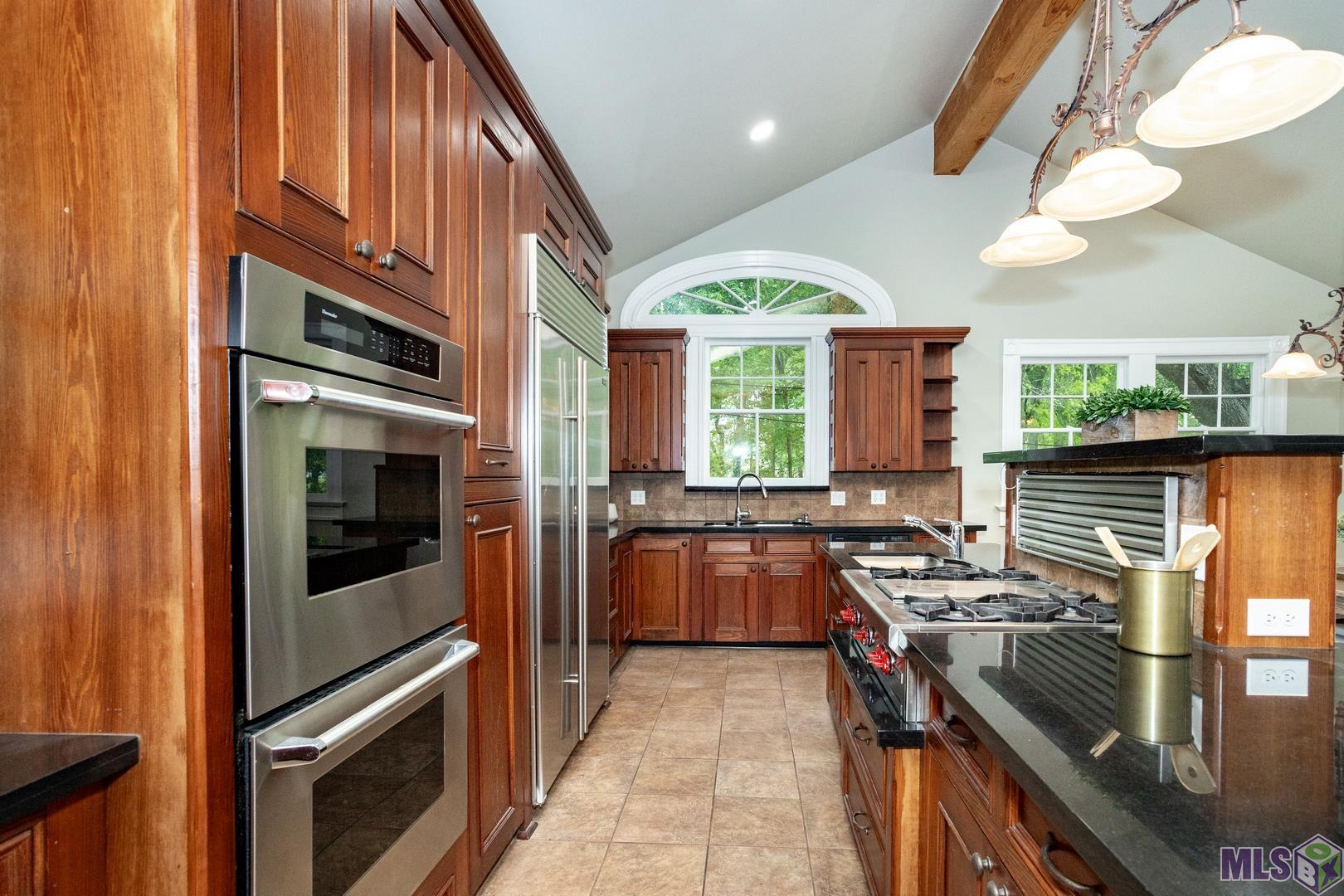 13522 Highland Road Baton Rouge, LA 70810 - Photo 3 of 17 Gallery Image 3