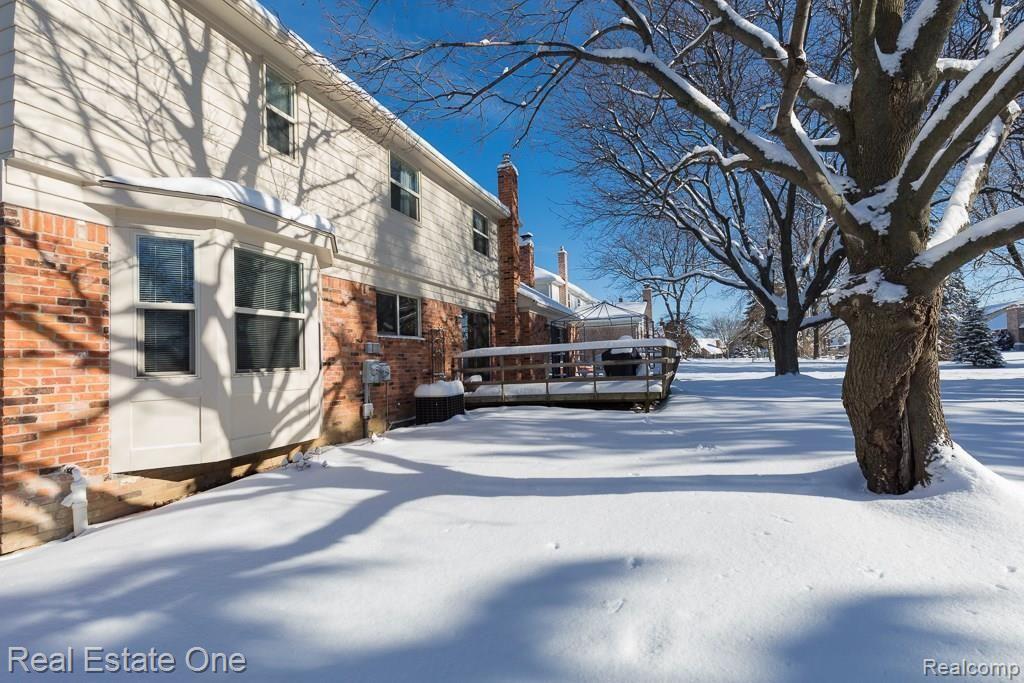 464 Timberline Drive Rochester Hills, MI 48309 - Photo 17 of 21