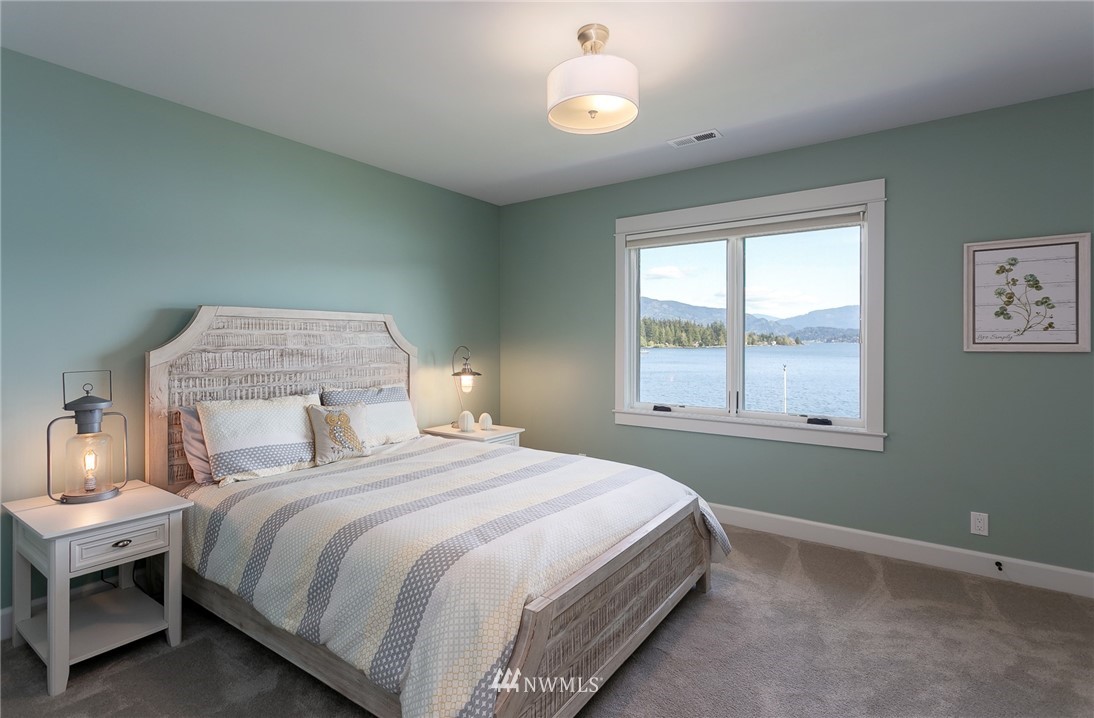 2355 North Shore Road Bellingham, WA 98226 - Photo 18 of 25 Gallery Image 18