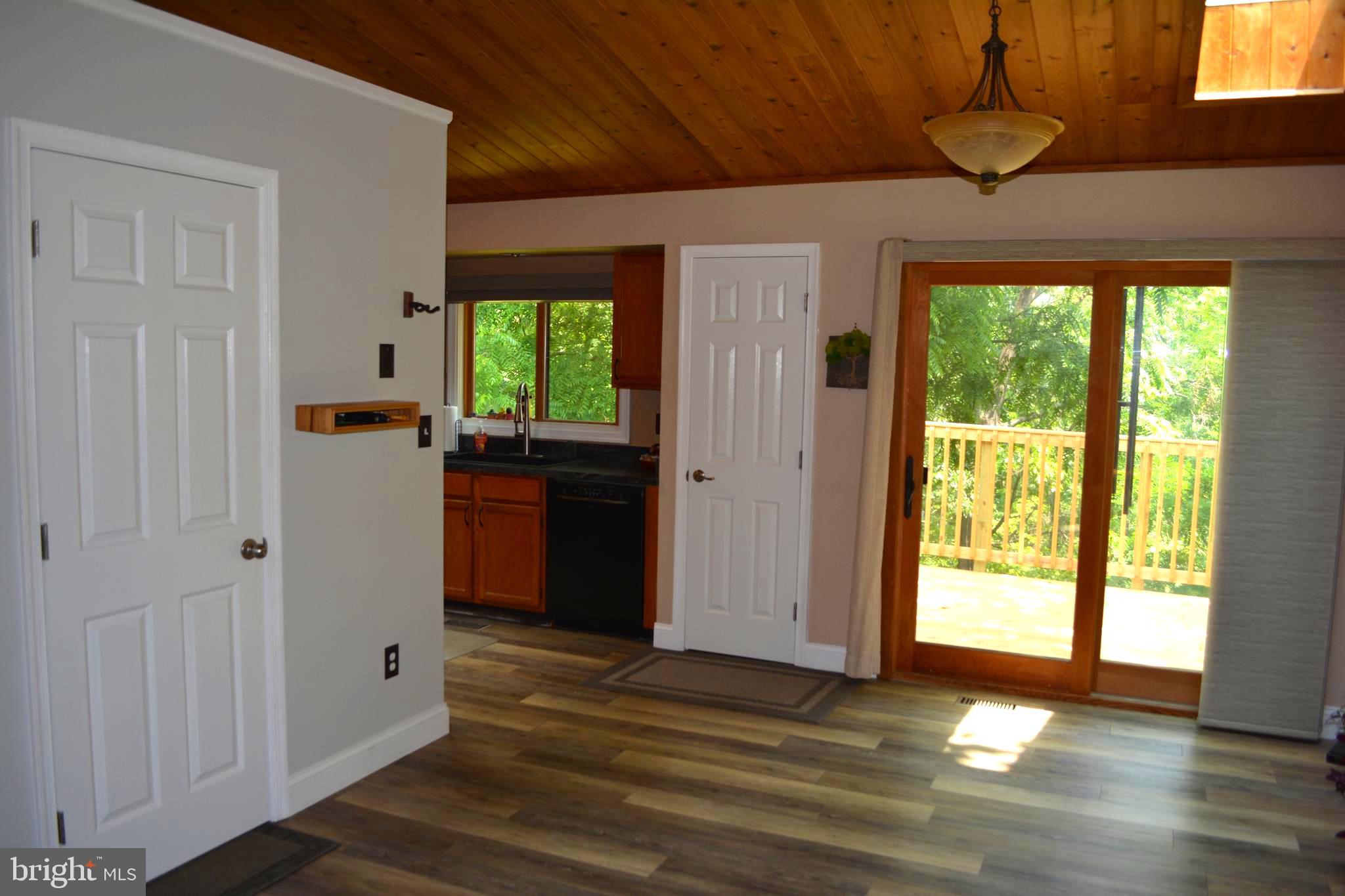 348 Rome Beauty Drive Linden, VA 22642 - Photo 9 of 80 Deep kitchen pantry