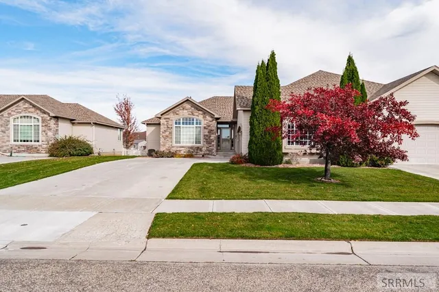 $460,000 | 408 Tapitio Drive, Idaho Falls, ID 83401