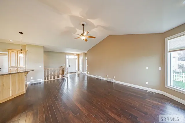 $460,000 | 408 Tapitio Drive, Idaho Falls, ID 83401