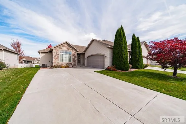 $450,000 | 408 Tapitio Drive, Idaho Falls, ID 83401