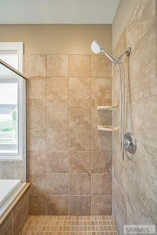 $460,000 | 408 Tapitio Drive, Idaho Falls, ID 83401