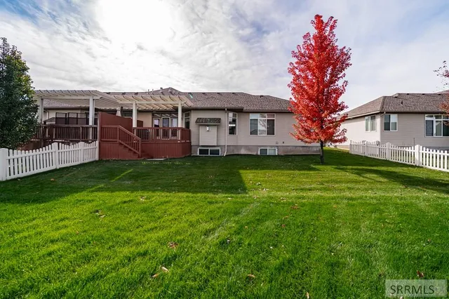 $460,000 | 408 Tapitio Drive, Idaho Falls, ID 83401