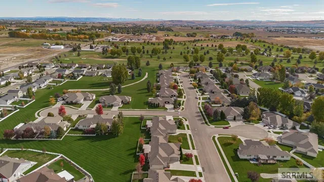 $460,000 | 408 Tapitio Drive, Idaho Falls, ID 83401