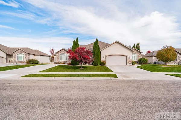 $450,000 | 408 Tapitio Drive, Idaho Falls, ID 83401