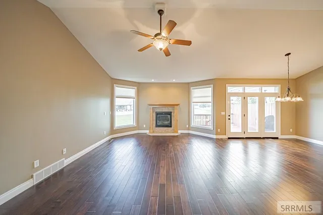 $460,000 | 408 Tapitio Drive, Idaho Falls, ID 83401