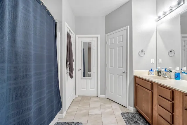 $405,000 | 2430 South Hayston Avenue, Fresno, CA 93725