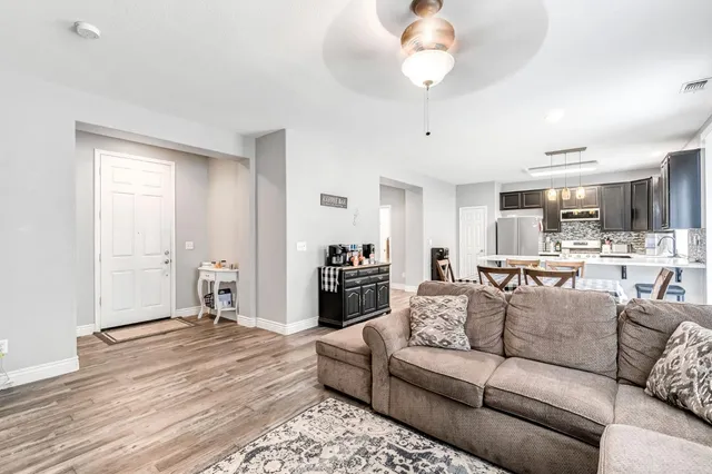 $405,000 | 2430 South Hayston Avenue, Fresno, CA 93725