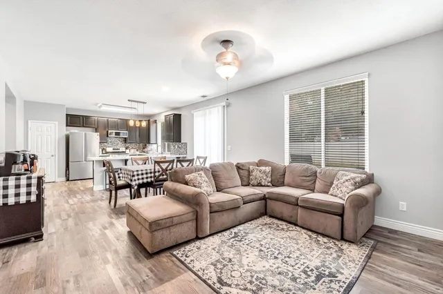 $405,000 | 2430 South Hayston Avenue, Fresno, CA 93725