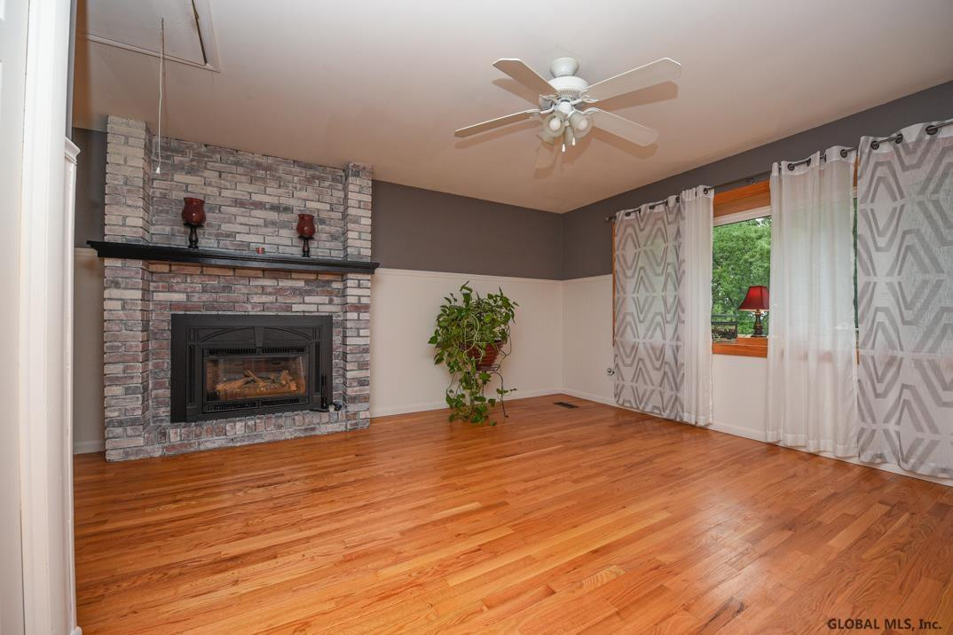 1069 Wtry Road Niskayuna, NY 12309 - Photo 15 of 34 Photo 16