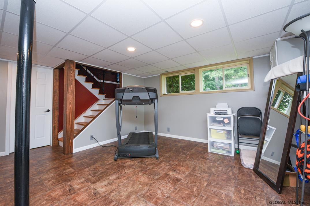 1069 Wtry Road Niskayuna, NY 12309 - Photo 21 of 34 Photo 22
