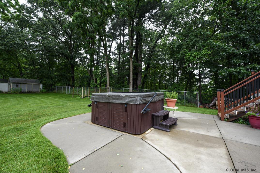 1069 Wtry Road Niskayuna, NY 12309 - Photo 28 of 34 Photo 29