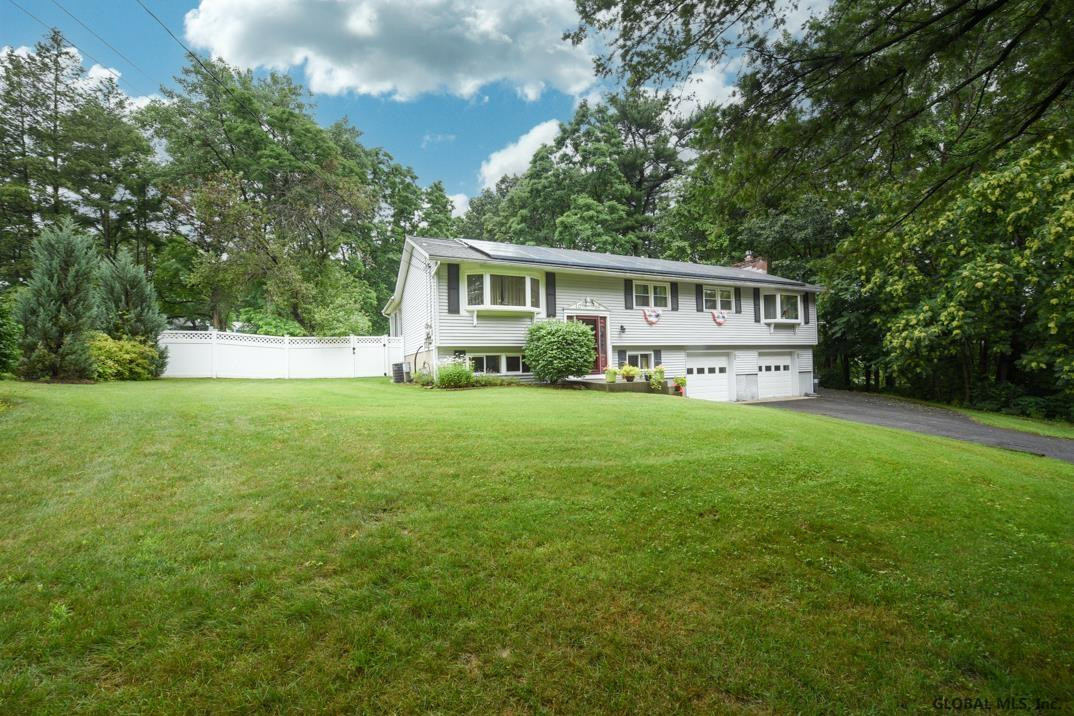 1069 Wtry Road Niskayuna, NY 12309 - Photo 3 of 34 Photo 4