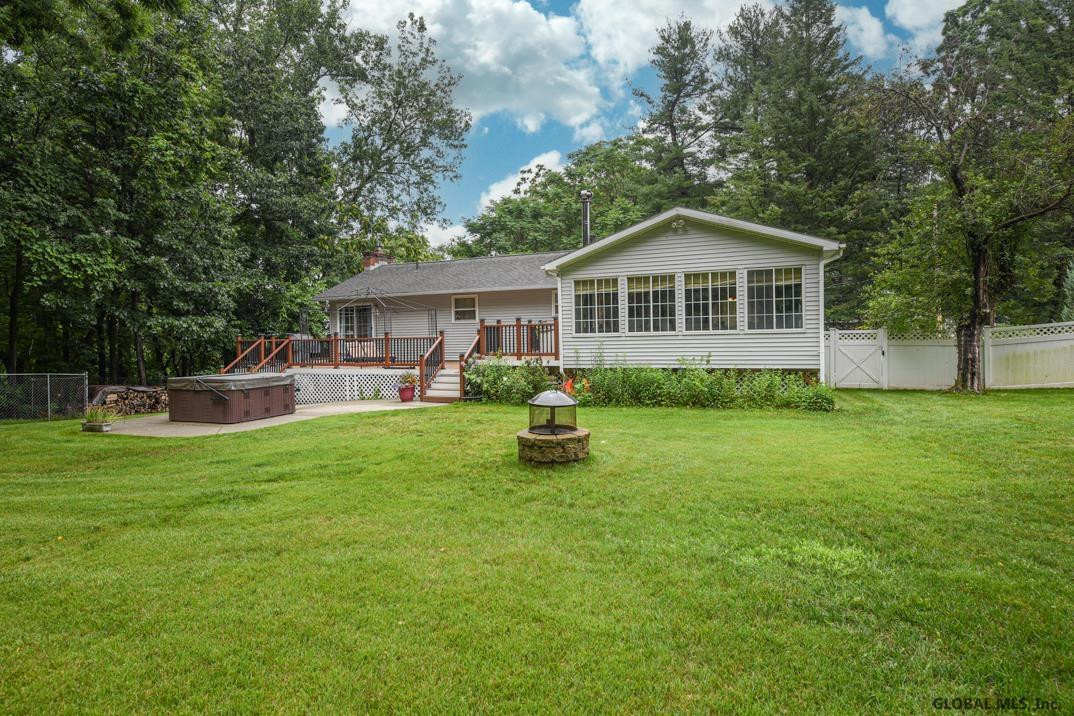 1069 Wtry Road Niskayuna, NY 12309 - Photo 4 of 34 Photo 5