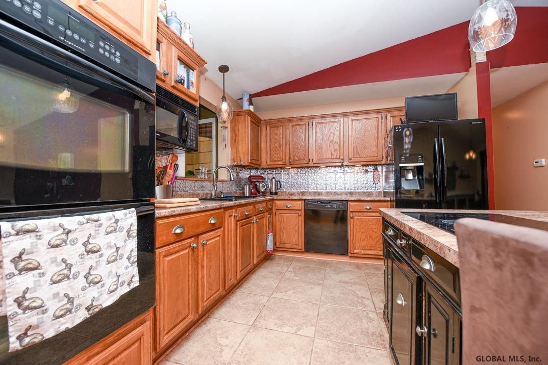 1069 Wtry Road Niskayuna, NY 12309 - Photo 6 of 34 Photo 7