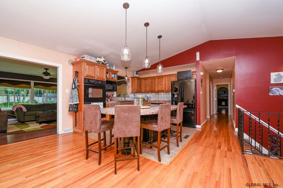 1069 Wtry Road Niskayuna, NY 12309 - Photo 10 of 34 Photo 11