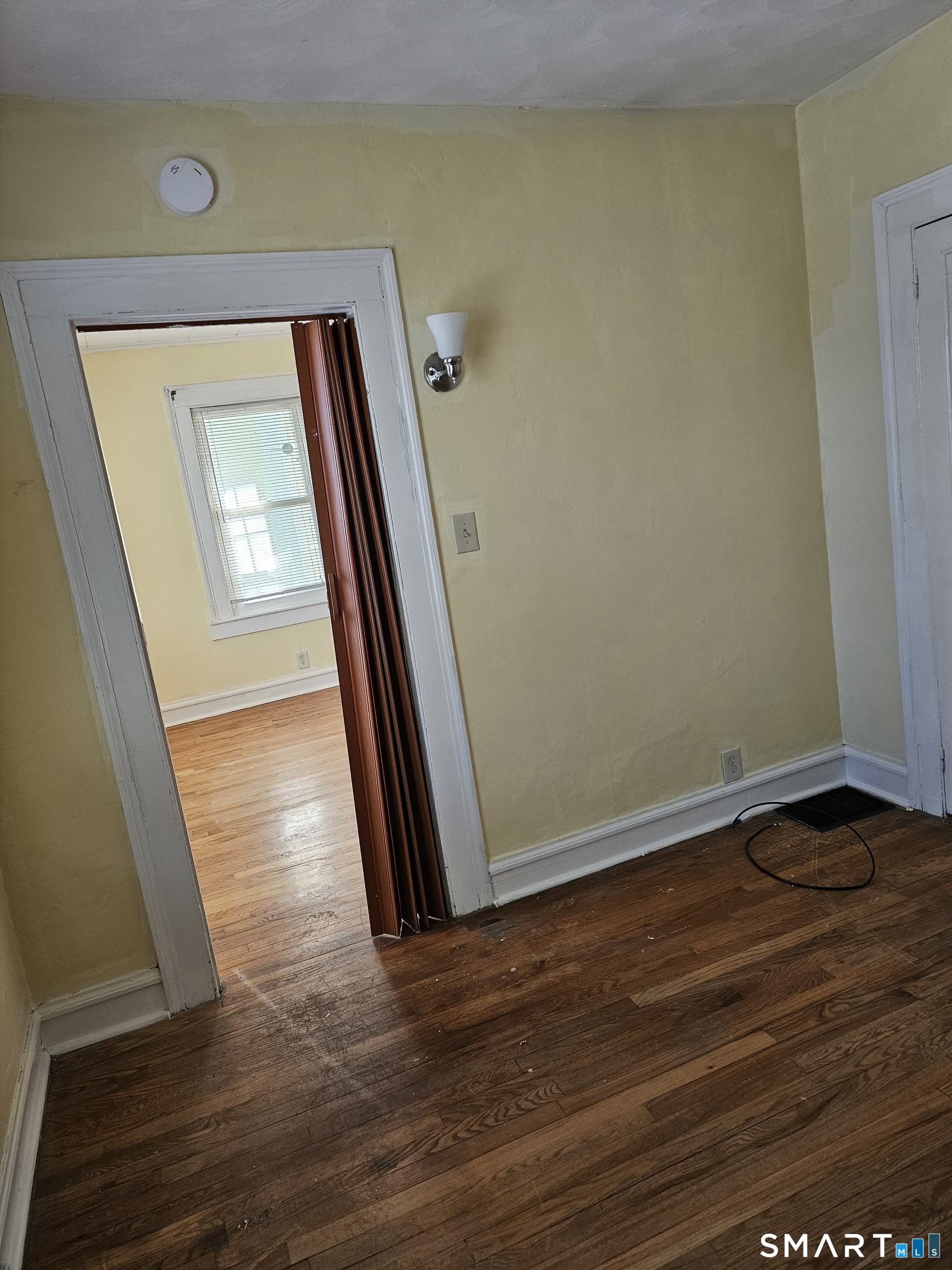 154 Curtis Street New Britain, CT 06053 - Photo 5 of 8