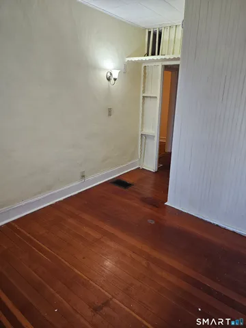 $1,500 | 154 Curtis Street, New Britain, CT 06053