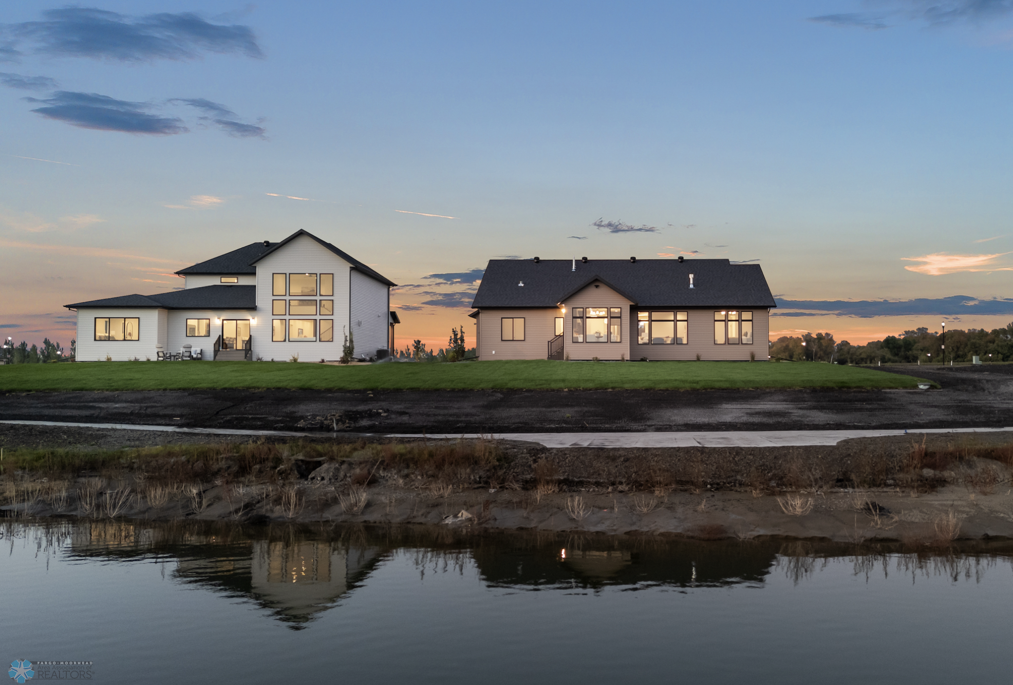 8153 Memory Lane Horace, ND 58047 - Photo 3 of 54