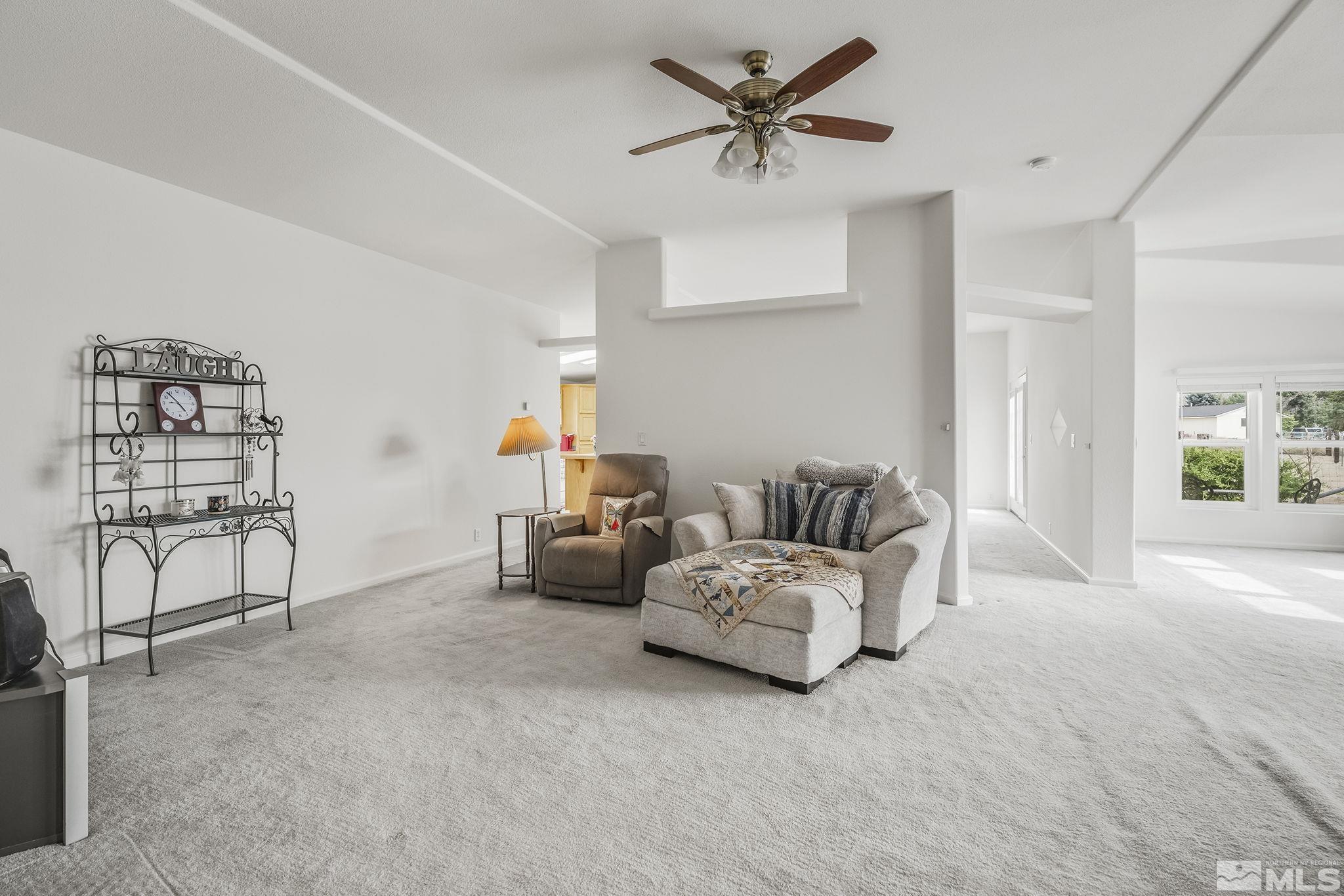 10990 Deodar Way Reno, NV 89506 - Photo 6 of 37 Photo 8