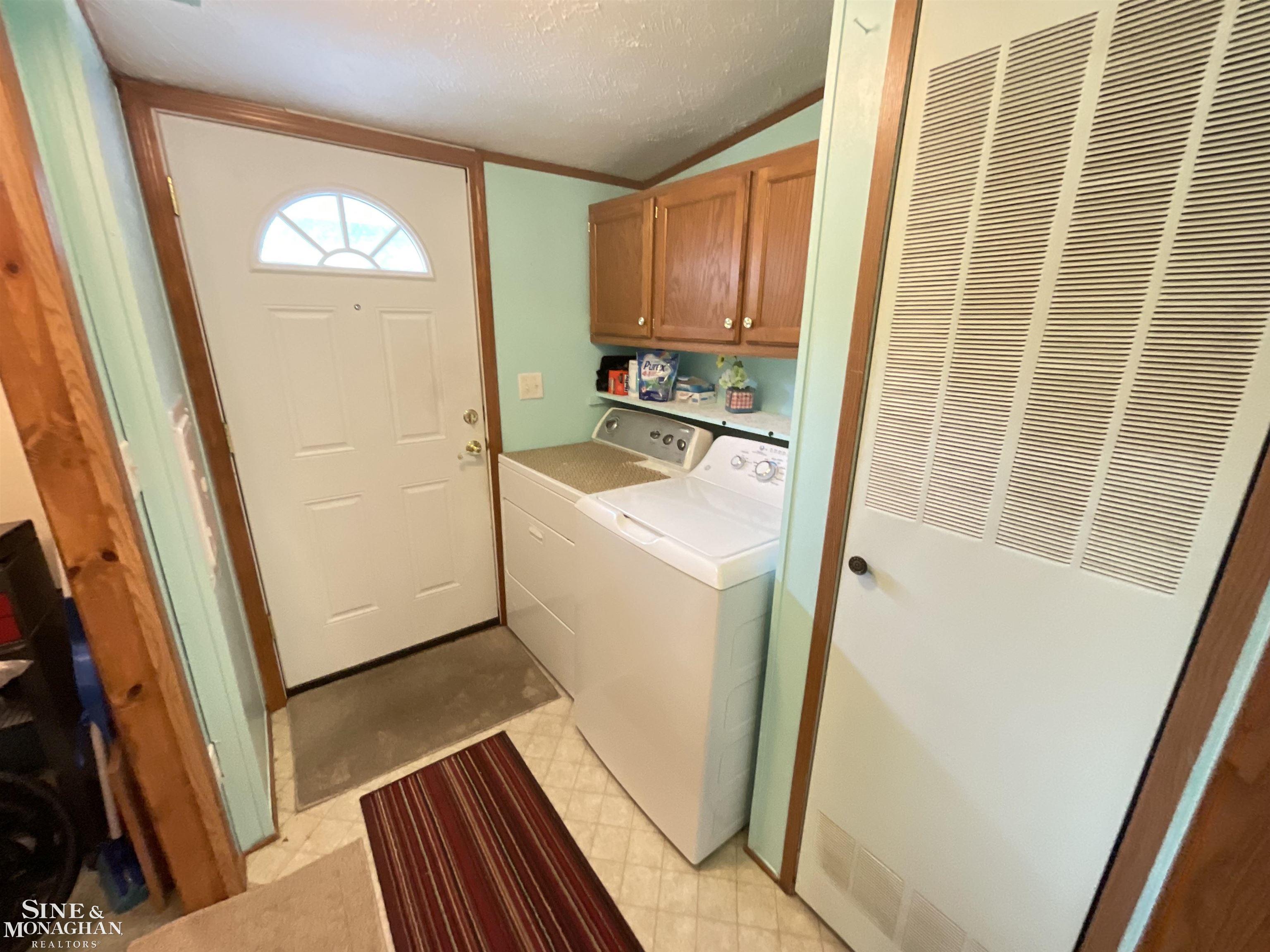 3812 Pointe Tremble Road Algonac, MI 48001 - Photo 33 of 35
