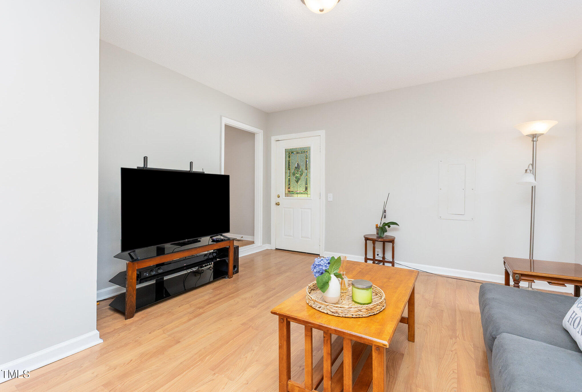 404 Southwest Maynard Road Cary, NC 27511 - Photo 11 of 26 012_cj4a3971-edit_151