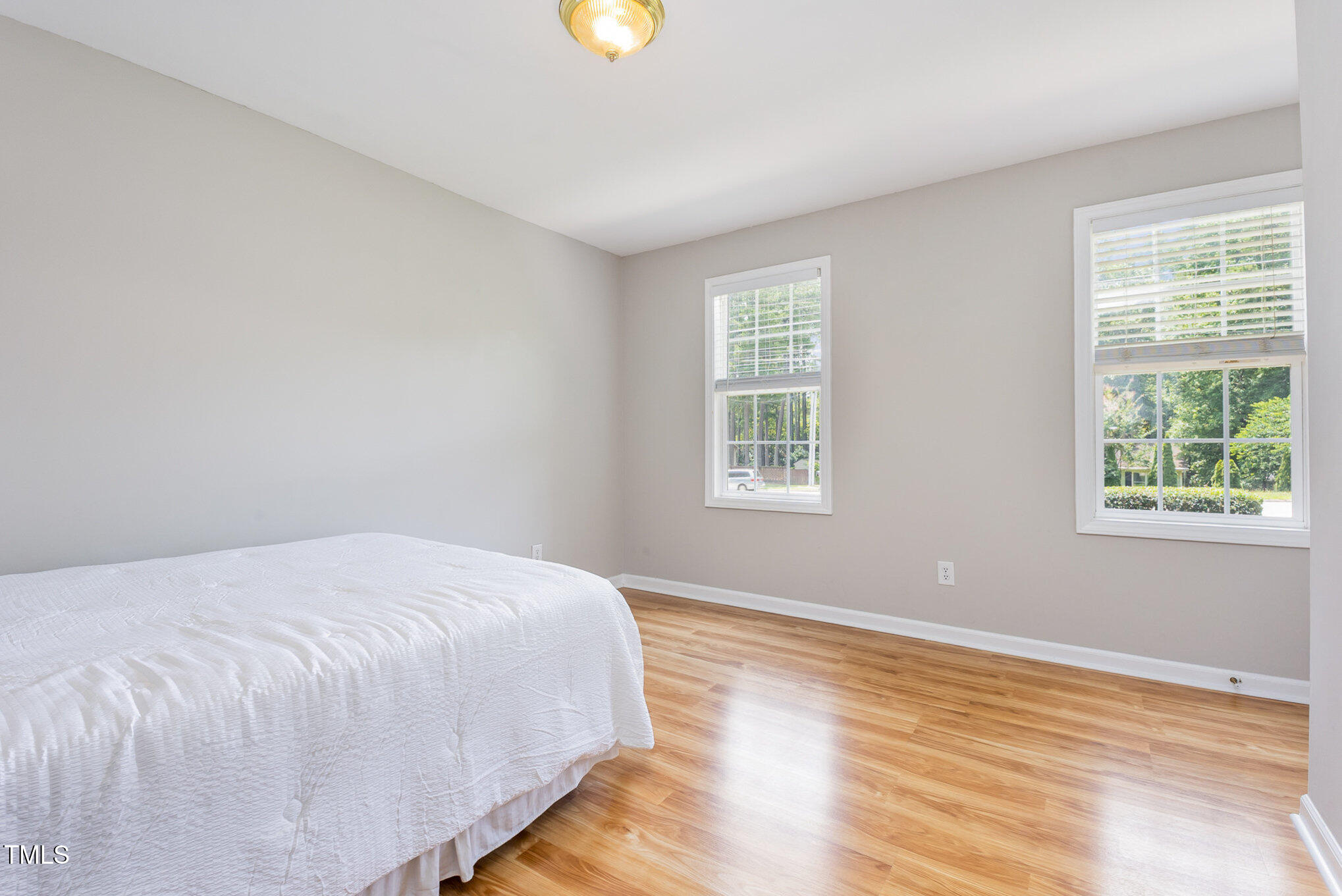 404 Southwest Maynard Road Cary, NC 27511 - Photo 17 of 26 017_cj4a3979-edit_379
